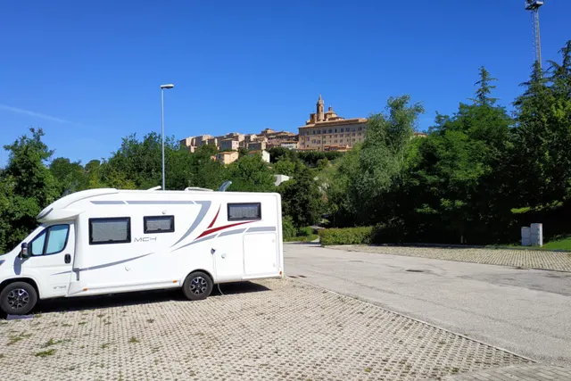 L’area per la sosta dei camper a Corinaldo