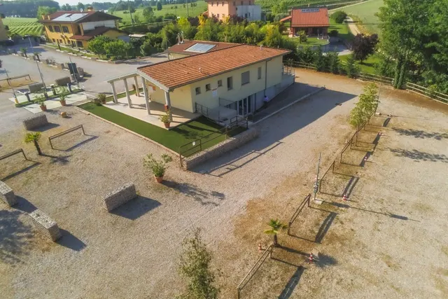 Area Camper Frassino