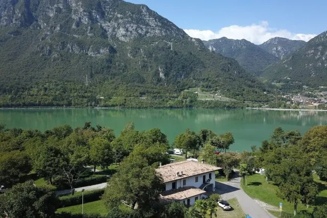 Camping Vantone Pineta