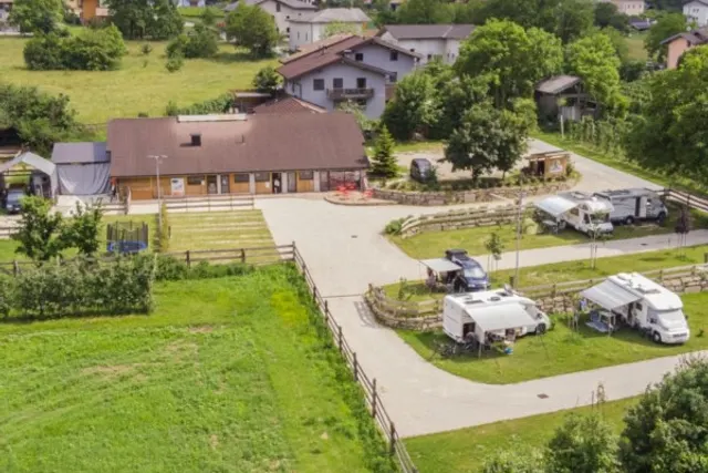 Agritur Airone Bed and Camping
