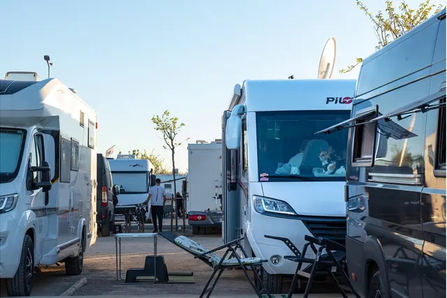 Wohnmobilparkplatz, Empuribrava Autocaravaning Empuriabrava