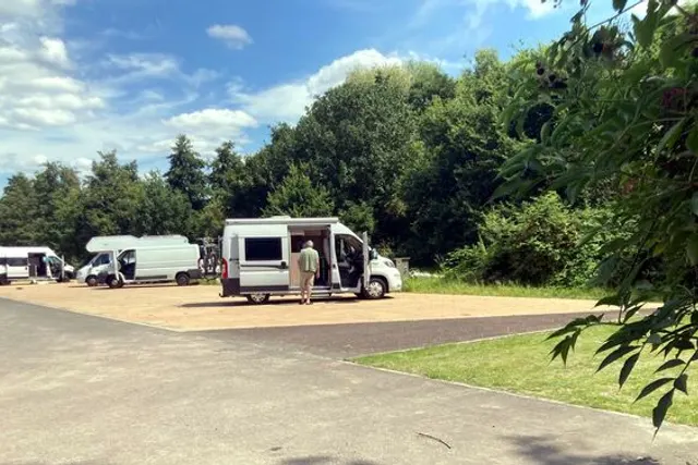 Reisemobilstellplatz am Brunnentheater - Bad Helmstedt