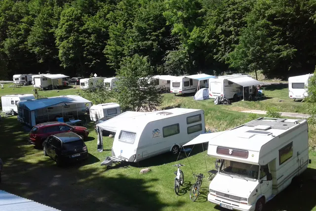De mooiste campings in Saksen — met Campingplatz Rehbocktal in de spotlight