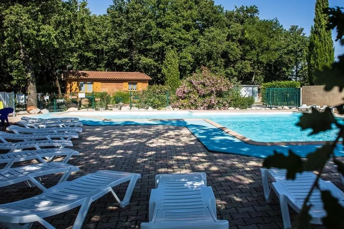 Camping Le Bois Des Ecureuils