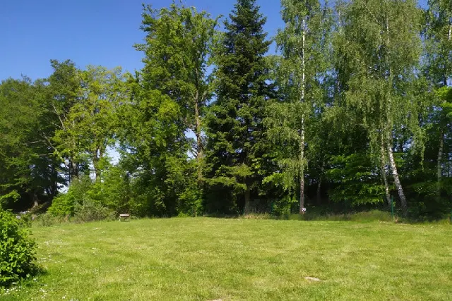 Kemp pod hrází
