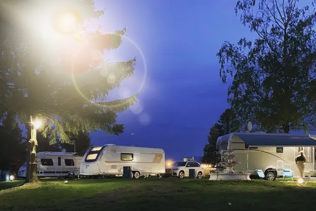 Camper Camping